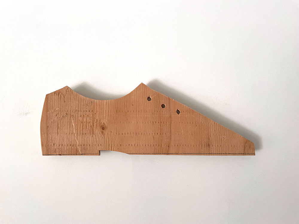 Jean Smith - 'Chicken', 2025, stoneware, 8" x 7"